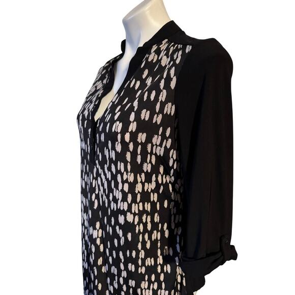 Pen Station Concept Two-Toned Polka Dot Blouse - Versatile Elegance - Medium - Picture 2 of 9